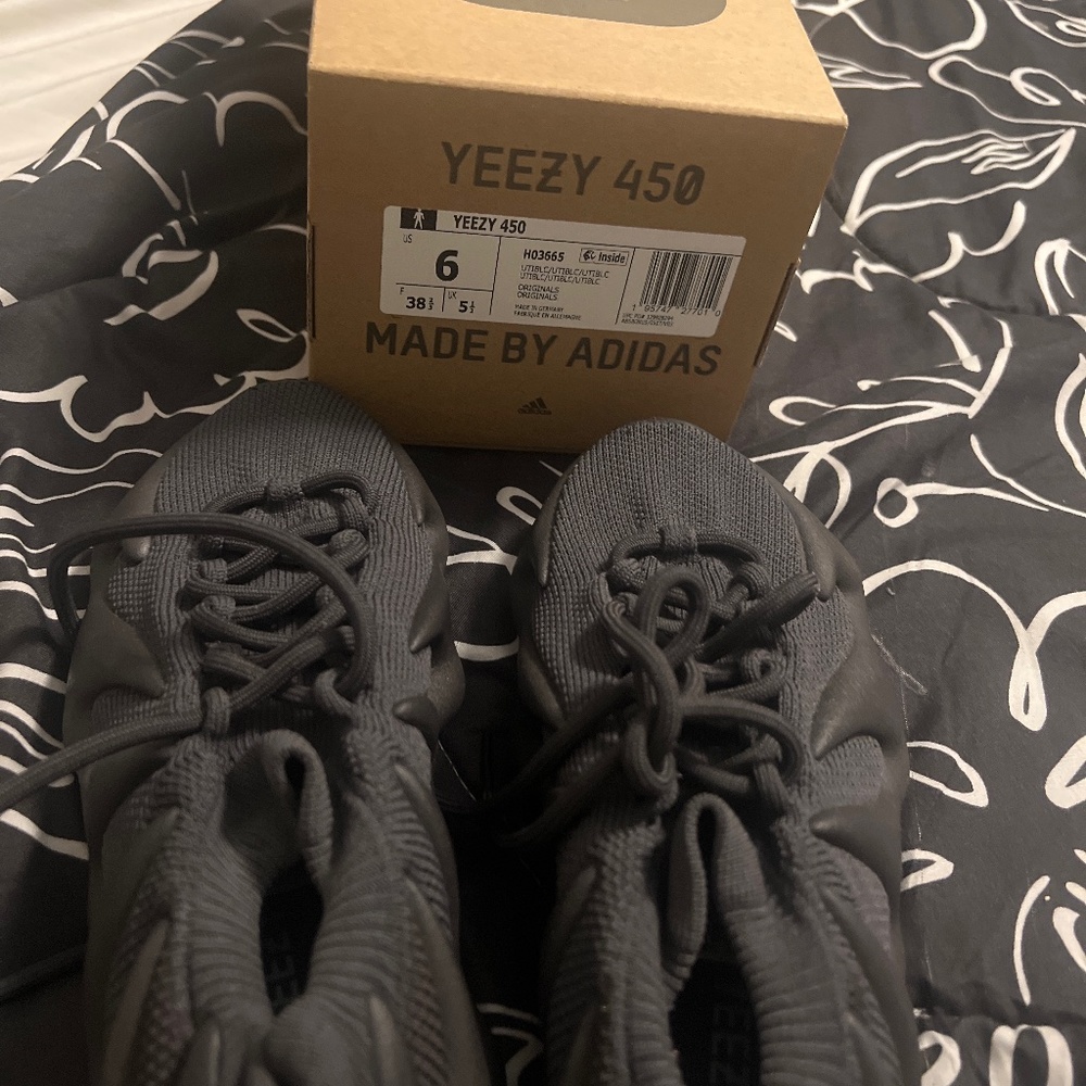 Yeezy 450